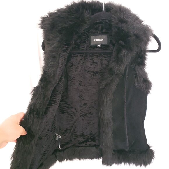 Express Black Leather and Faux Fur Sleeveless Collar Stylish Vest Size Small - Picture 12 of 16